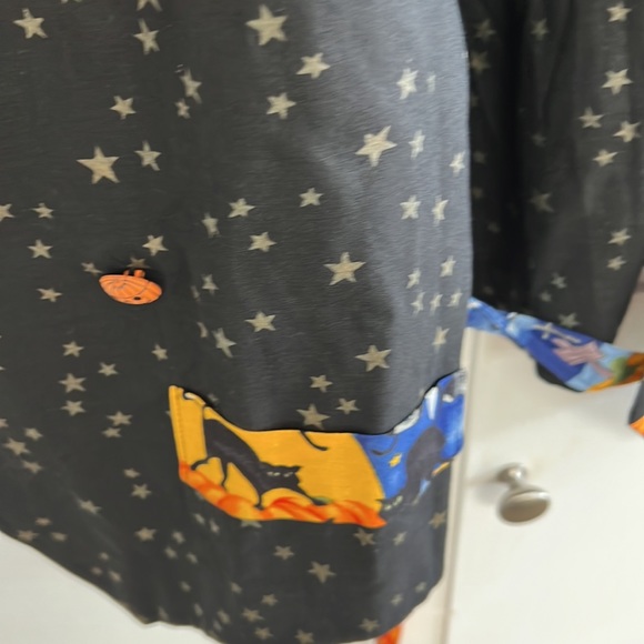 Reversible Halloween Vest - Picture 4 of 4